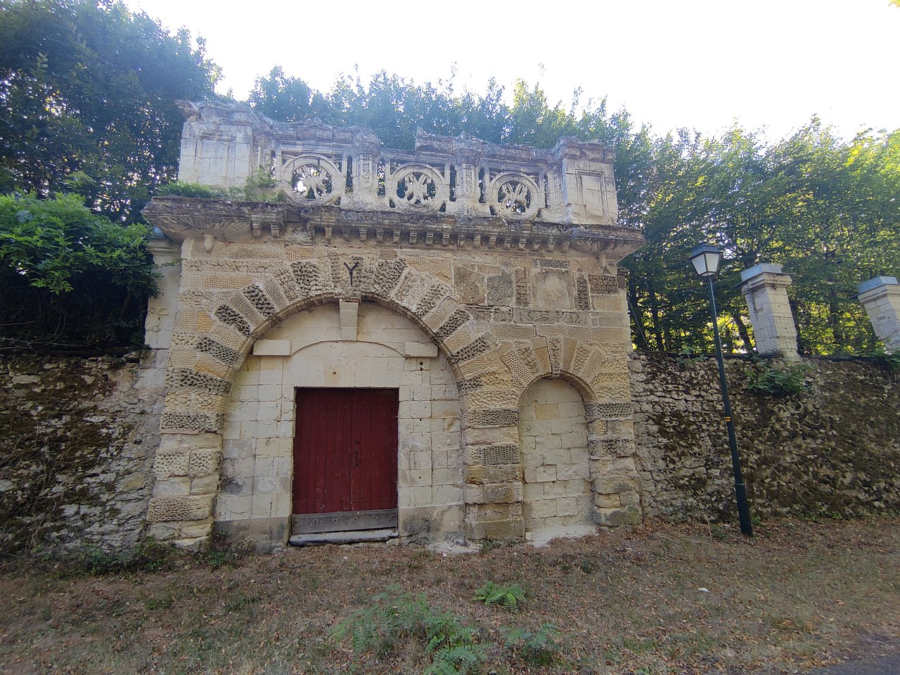 Château de Milly-le-Meugon